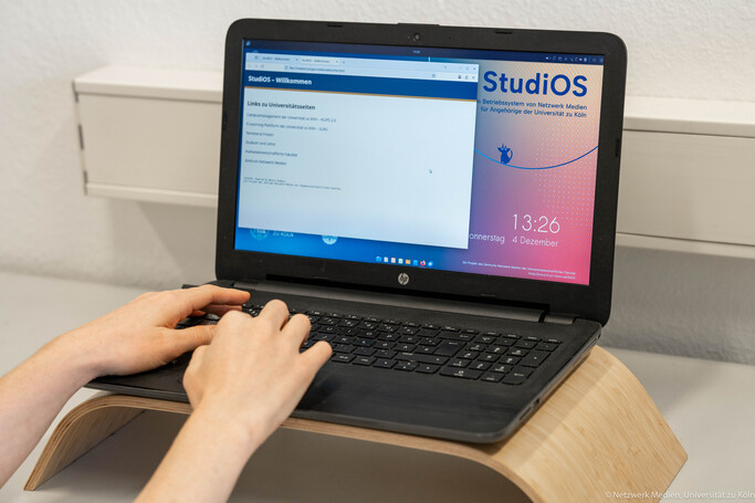 Computer mit StudiOS